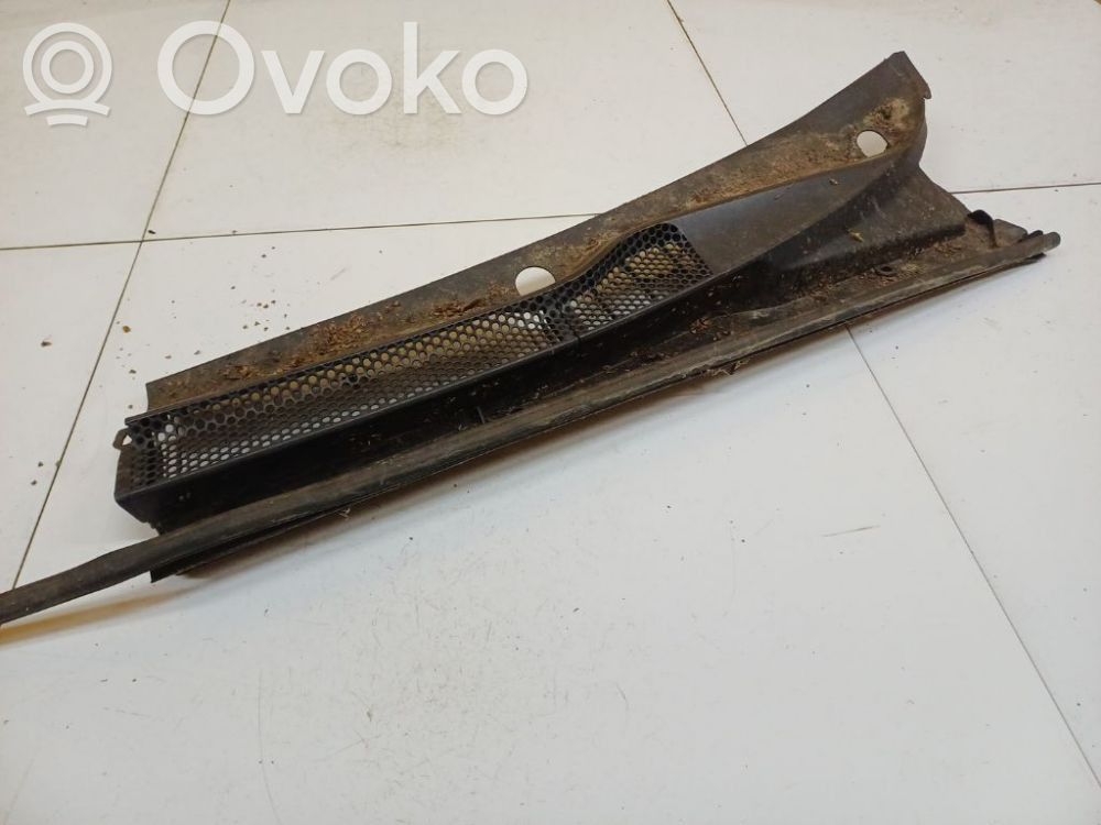 Toyota Yaris Apărătoare ștergătoare 