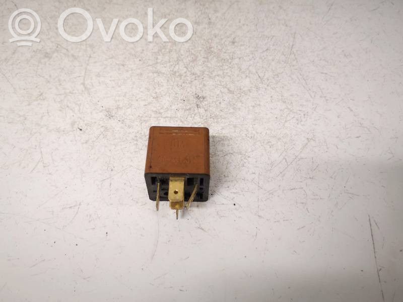 Opel Vectra B Alte relee 