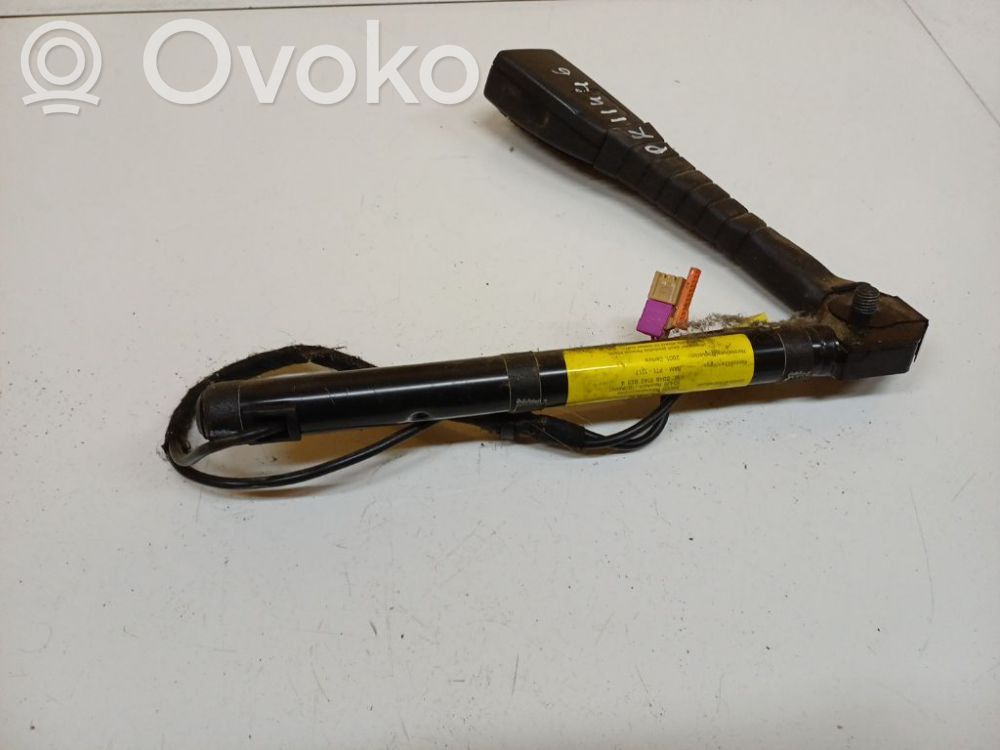 Opel Vectra C Klamra przedniego pasa bezpieczeństwa 