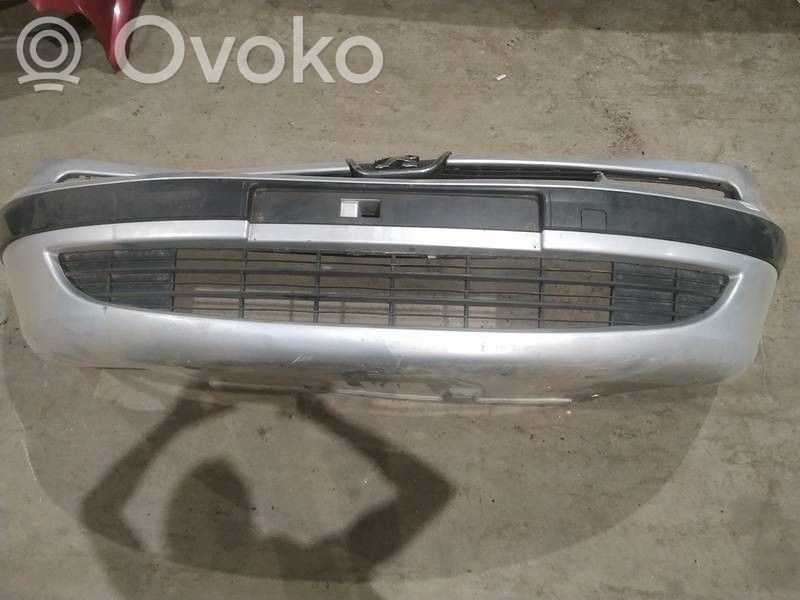 Peugeot 807 Parachoques delantero