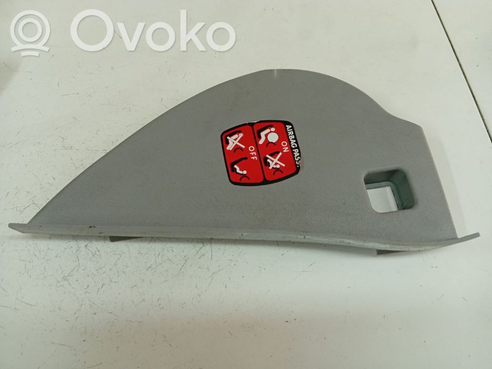 Citroen C3 Boczny element deski rozdzielczej 