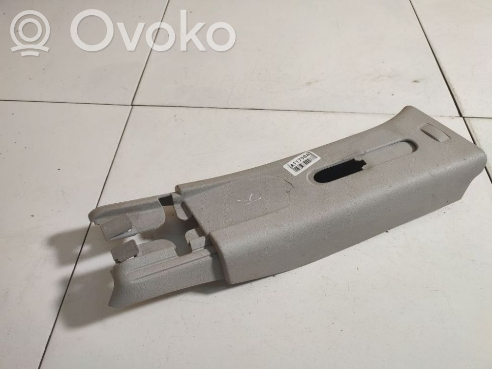 Citroen Berlingo (B) Revêtement de pilier (haut)