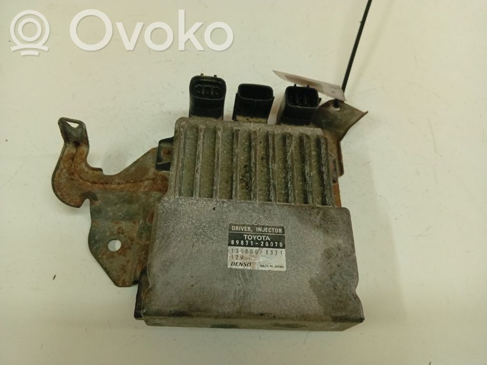 Toyota Avensis T250 Unité / module de commande d'injection de carburant 