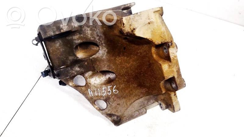 Opel Zafira B Supporto di montaggio del motore (usato)