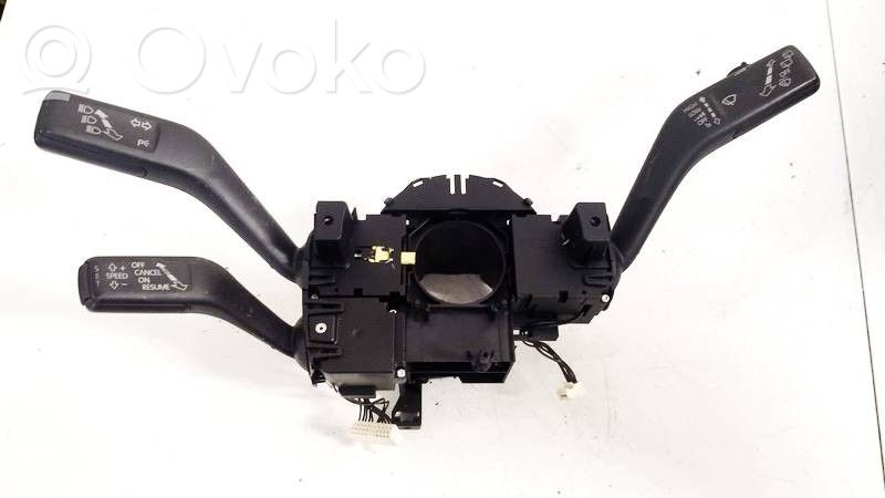 Volkswagen PASSAT B6 Leva/interruttore dell’indicatore di direzione e tergicristallo