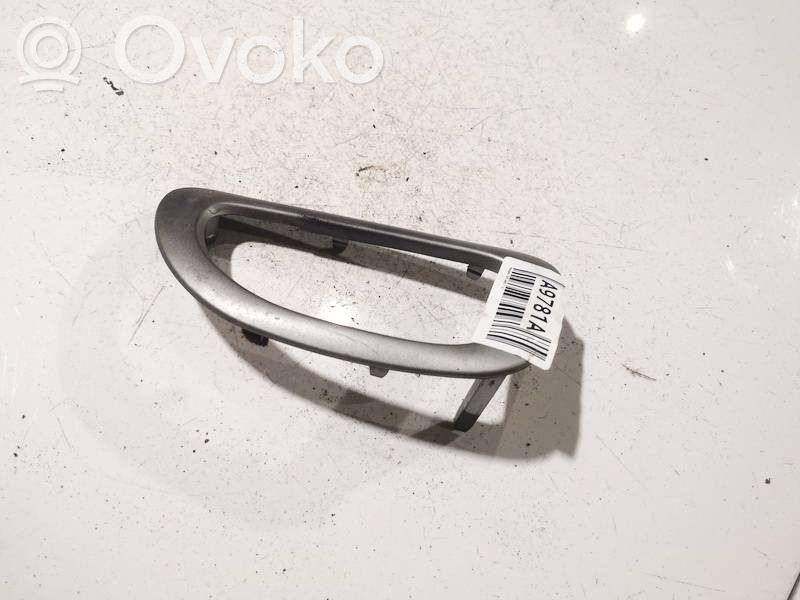 Peugeot 307 Autres éléments de garniture porte avant 
