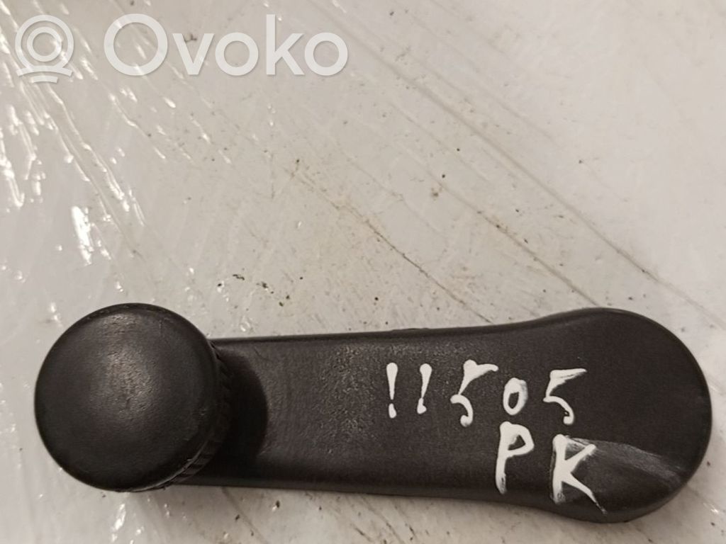 Volkswagen Polo III 6N 6N2 6NF Korbka szyby drzwi przednich 