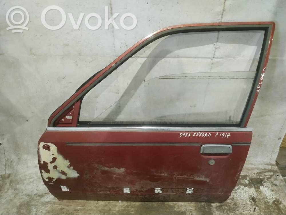 Opel Rekord E2 Передняя дверь