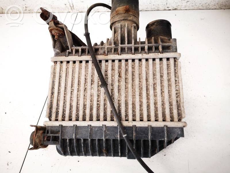 Toyota Avensis T250 Radiatore intercooler 