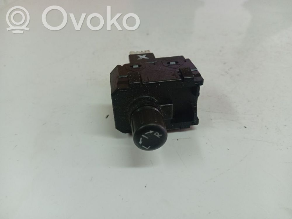 Subaru XV Interruptor del espejo lateral