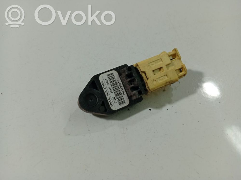 Toyota Avensis T250 Airbagsensor Crashsensor Drucksensor 