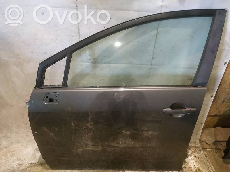 Toyota Corolla Verso AR10 Tür vorne 
