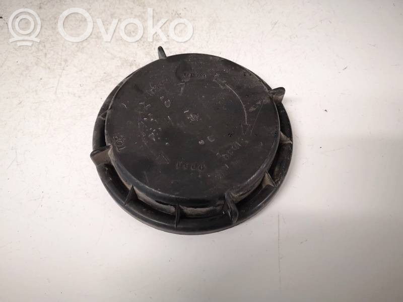 Volkswagen Golf Plus Cache-poussière de phare avant 