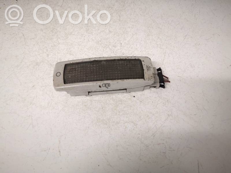 Volkswagen PASSAT B5 Altre luci abitacolo 