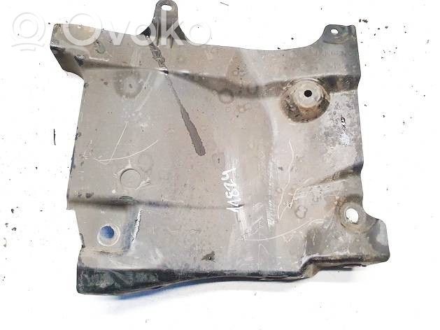 Mazda 3 Cache de protection sous moteur 