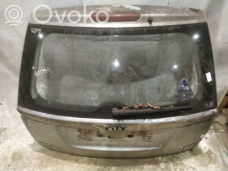 KIA Carens II Couvercle de coffre