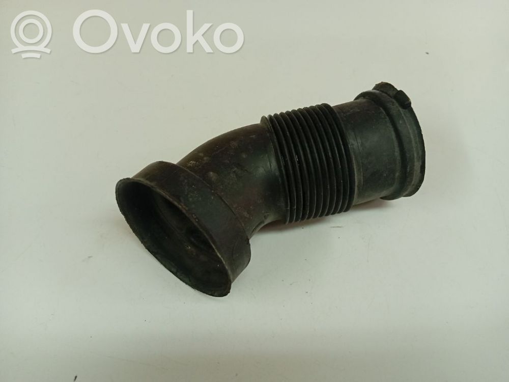 Opel Astra H Tube d'admission d'air 