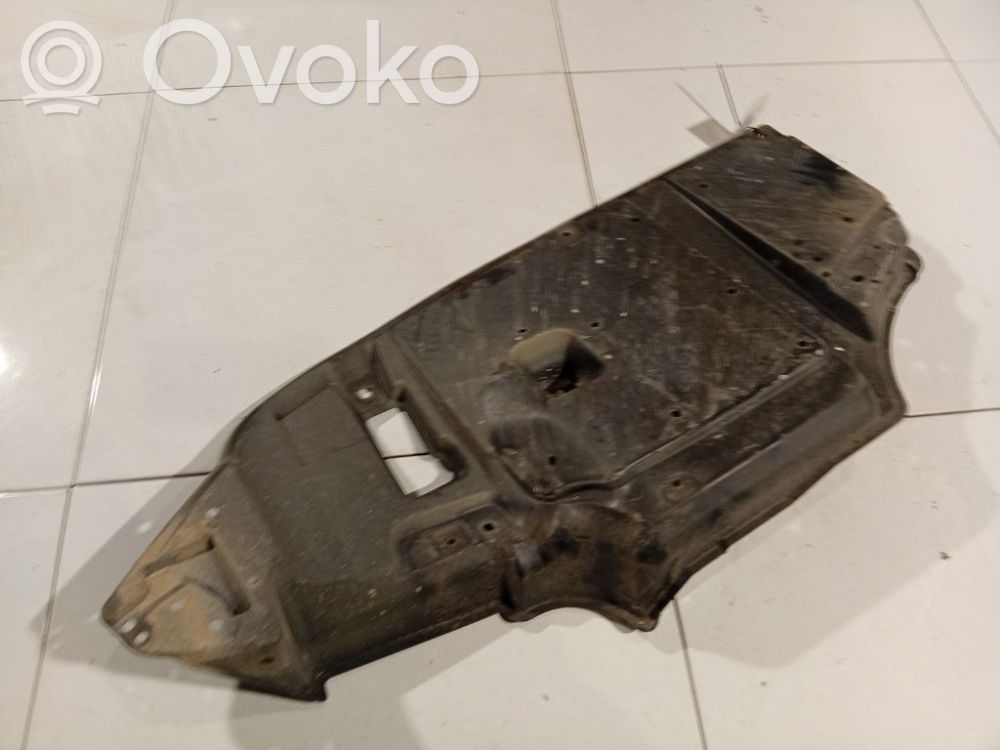 Toyota Auris 150 Osłona dolna silnika 
