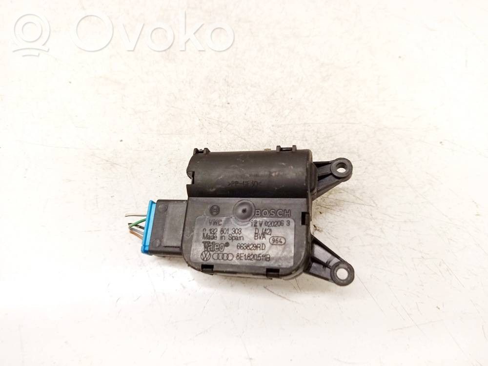 Audi A4 S4 B6 8E 8H Stellmotor Heizung Klima 