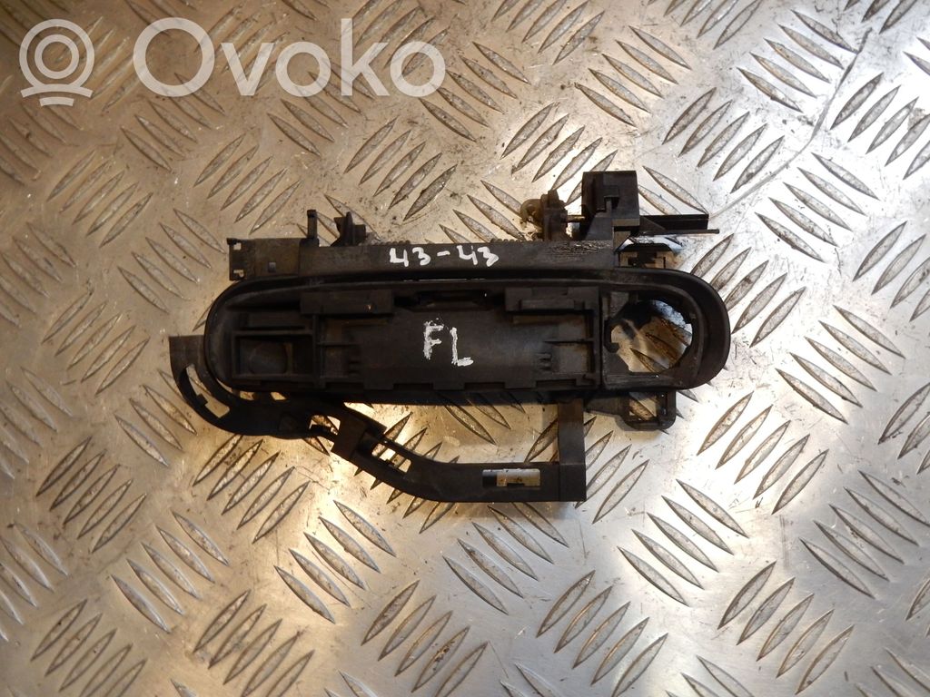 Audi A6 S6 C6 4F Klamka/wspornik zewnętrzny drzwi przednich 