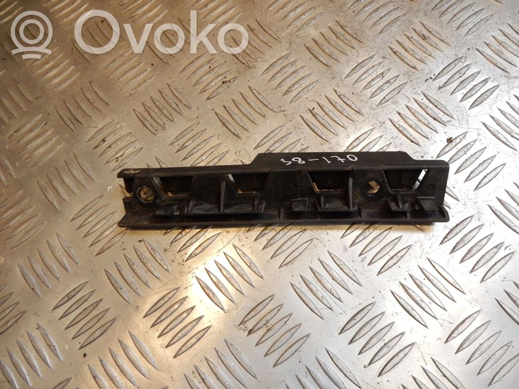 BMW 5 E60 E61 Halterung Kotflügel 