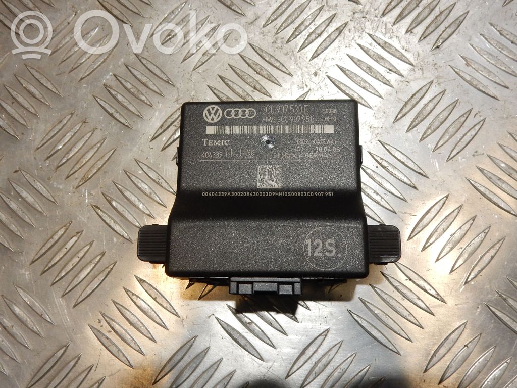 Volkswagen PASSAT B6 Väylän ohjainlaite 