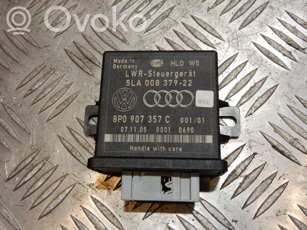 Audi A6 S6 C6 4F Valomoduuli LCM 