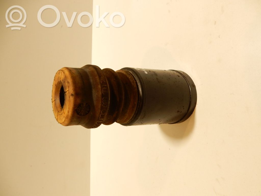 Osłona amortyzatora przedniego   8D0412131F,51313