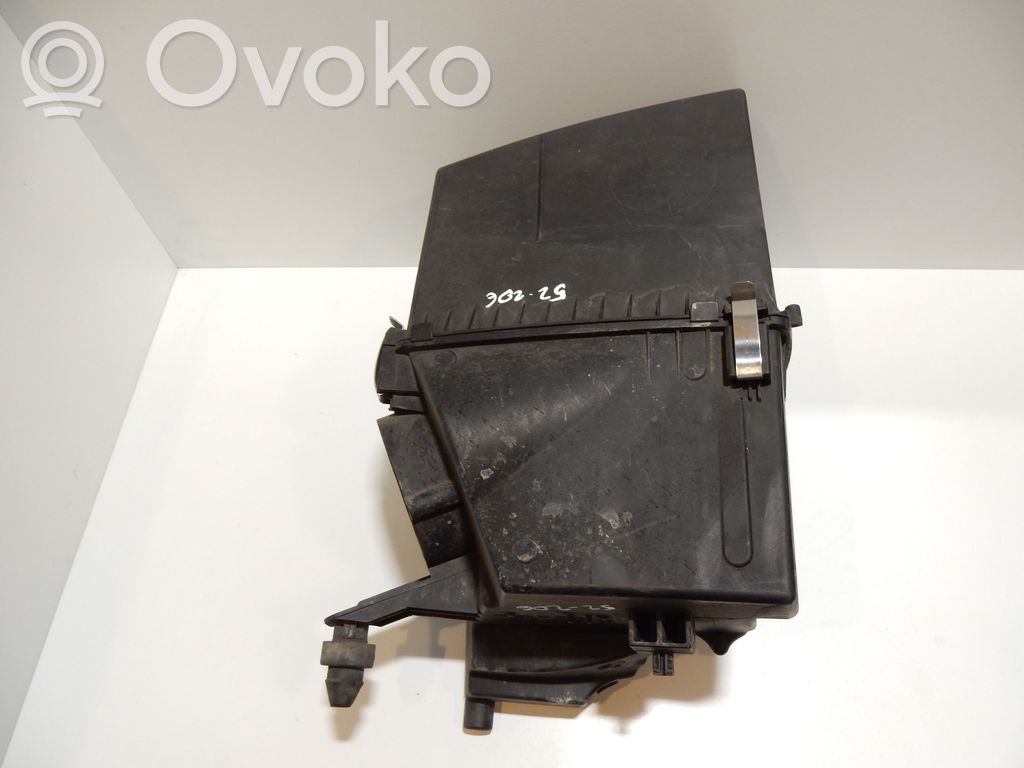 Audi A6 S6 C6 4F Obudowa filtra powietrza 
