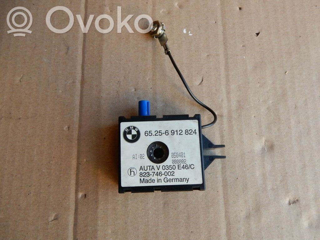 BMW 3 E46 Antenos stiprintuvas 
