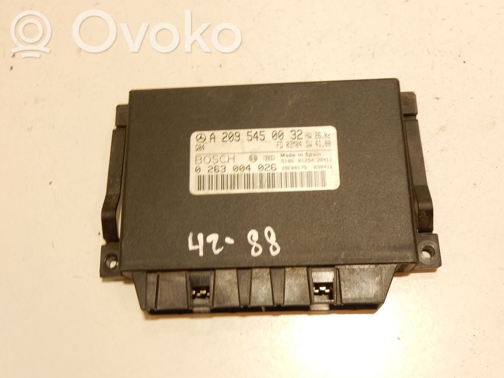 Mercedes-Benz CLK A208 C208 Pysäköintitutkan (PCD) ohjainlaite/moduuli 