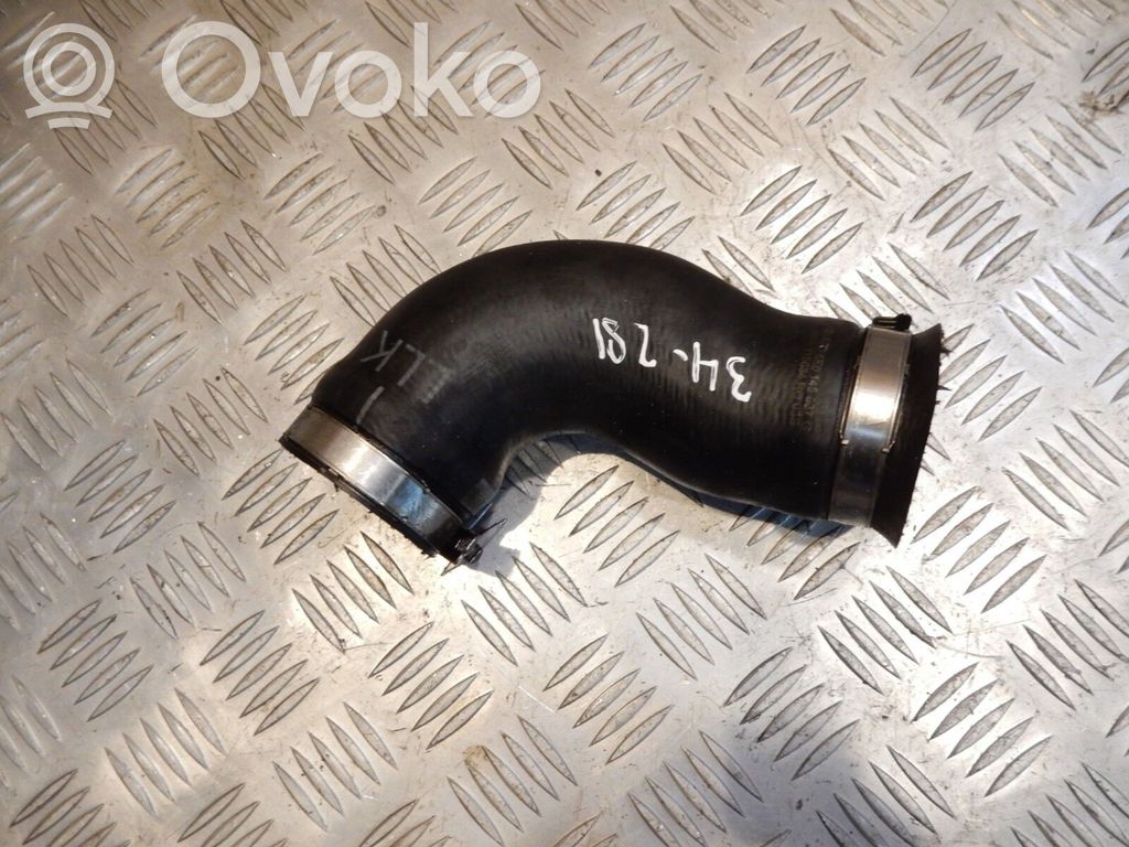 Audi A4 S4 B7 8E 8H Interkūlera šļūtene (-es) / caurule (-es) 