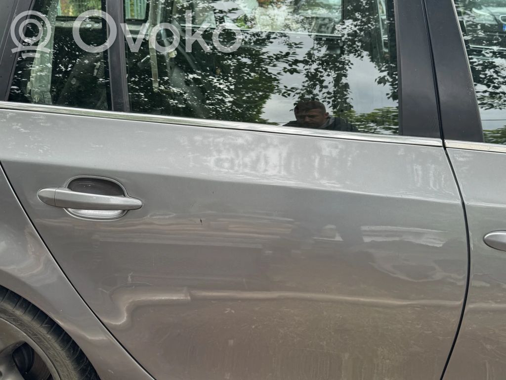 BMW 5 E60 E61 Drzwi tylne 