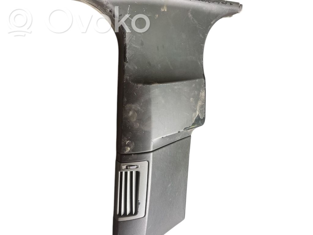 BMW 7 E65 E66 (B) Revêtement de pilier (bas) 