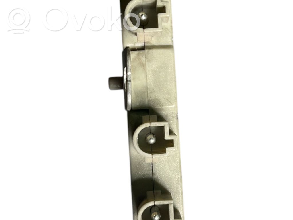Amplificateur d'antenne   8368205,1749901