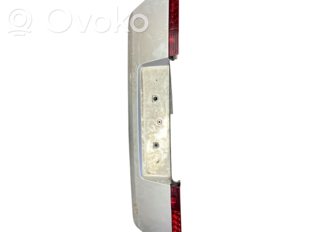 BMW 7 E65 E66 Tailgate trim 
