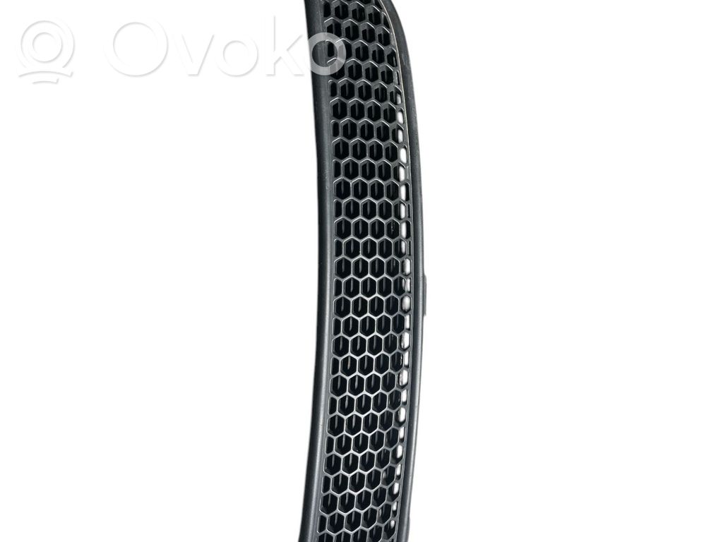 Mini One - Cooper R50 - 53 Grille calandre supérieure de pare-chocs avant 