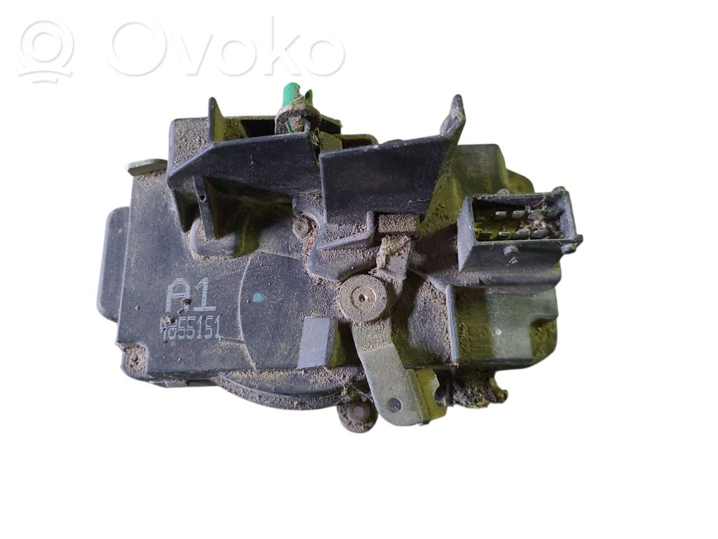 Saab 9-5 Front door lock 