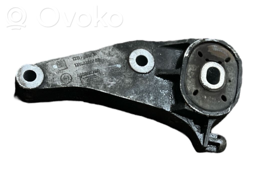 Opel Meriva A Engine mount bracket 