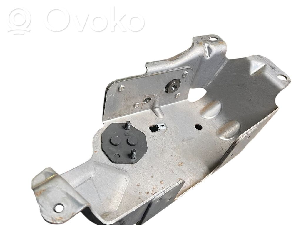 Ford Mondeo MK IV Inne części karoserii 