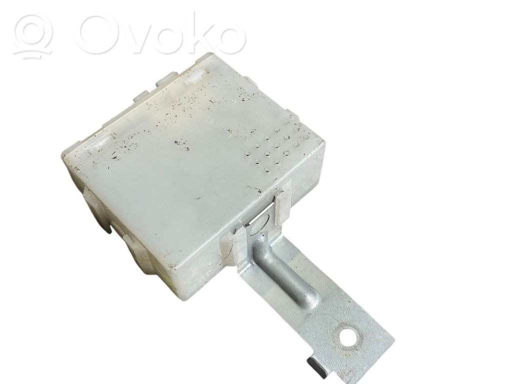 Nissan Primera Other control units/modules 