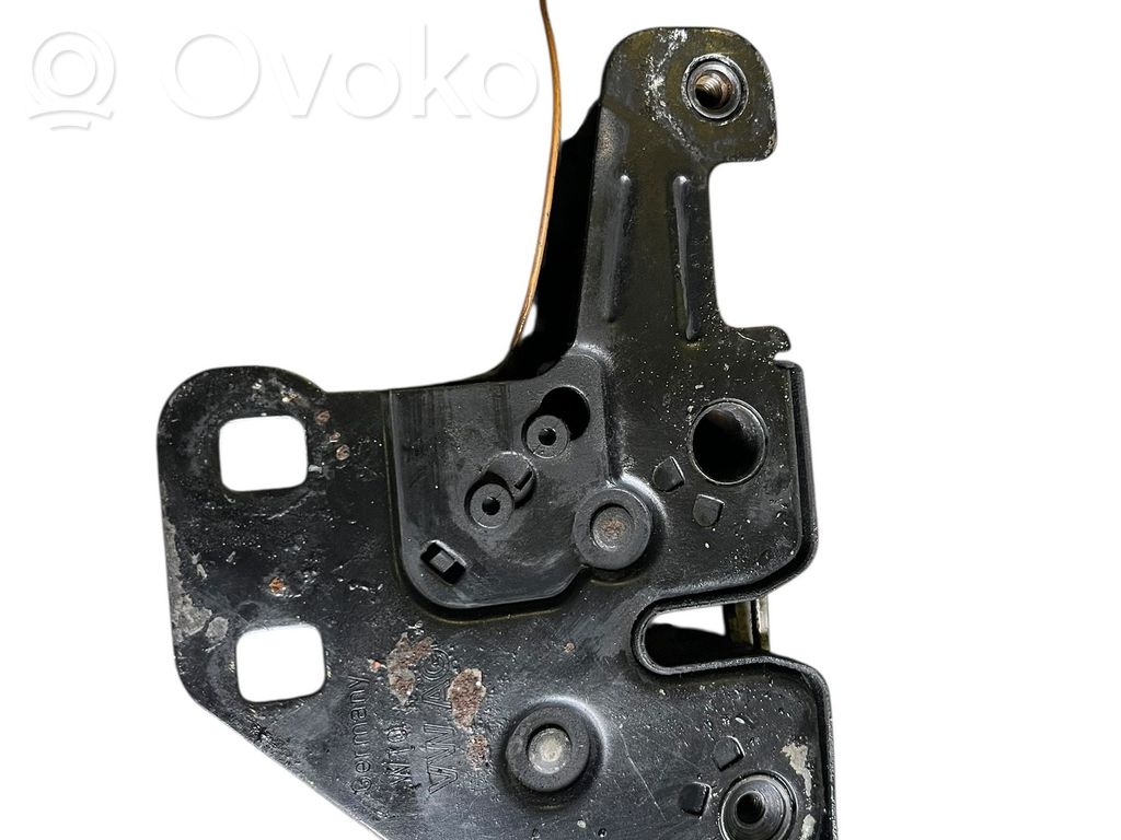 Audi A4 S4 B6 8E 8H Dzinēja pārsega slēdzene 
