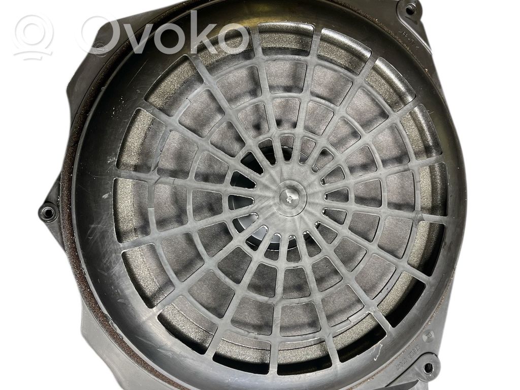 Audi A4 S4 B6 8E 8H Głośnik niskotonowy 