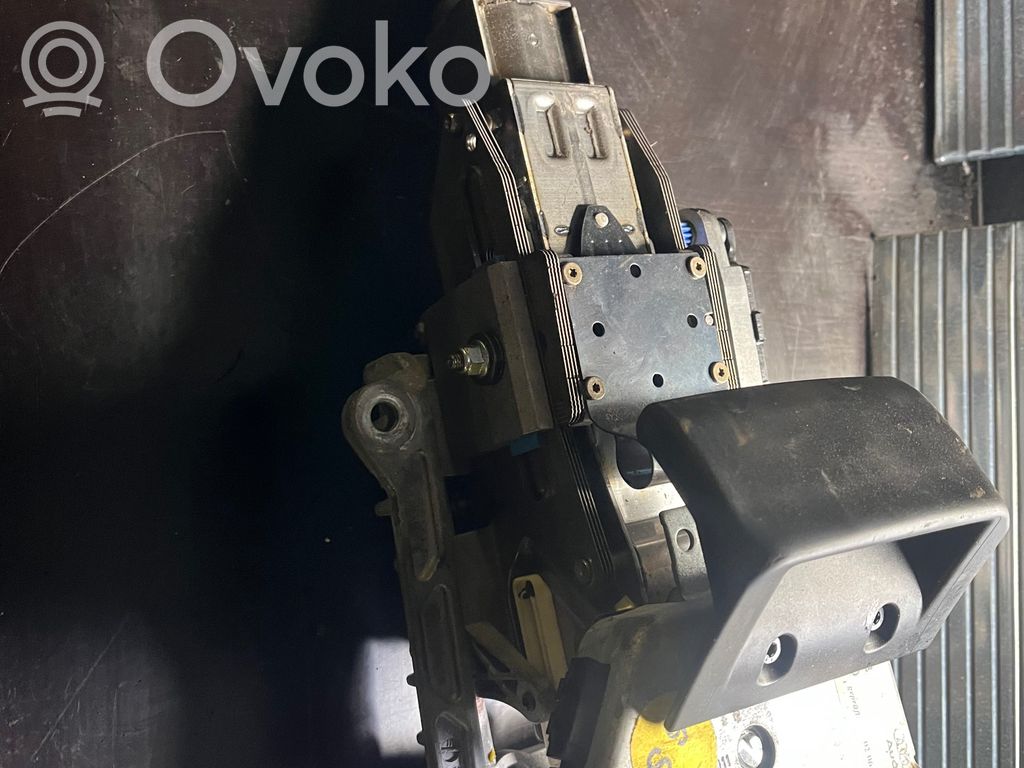 Audi A6 S6 C6 4F Steering wheel axle 