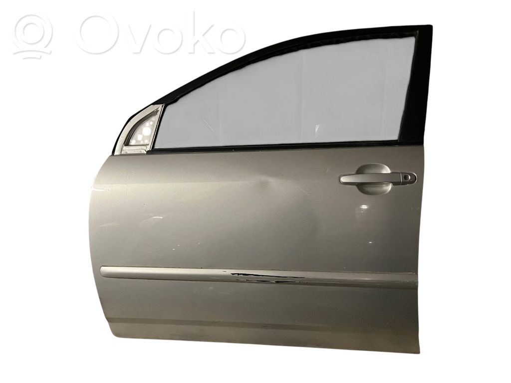 Toyota Corolla E120 E130 Дверь 