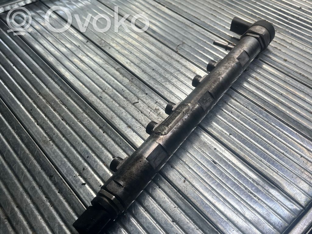 BMW 3 E92 E93 Tubo principal de alimentación del combustible 