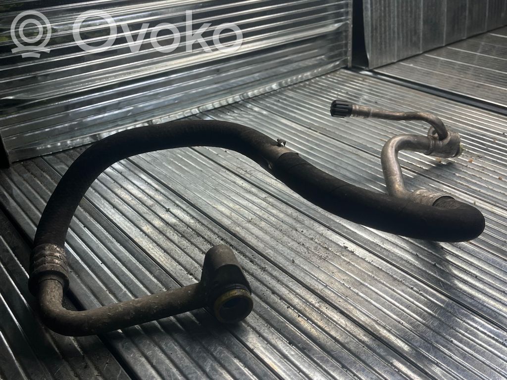 BMW 3 E92 E93 Ilmastointilaitteen putki (A/C) 