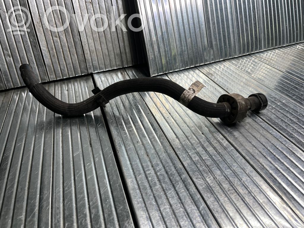 BMW 3 E92 E93 Polttoaineputken letku 