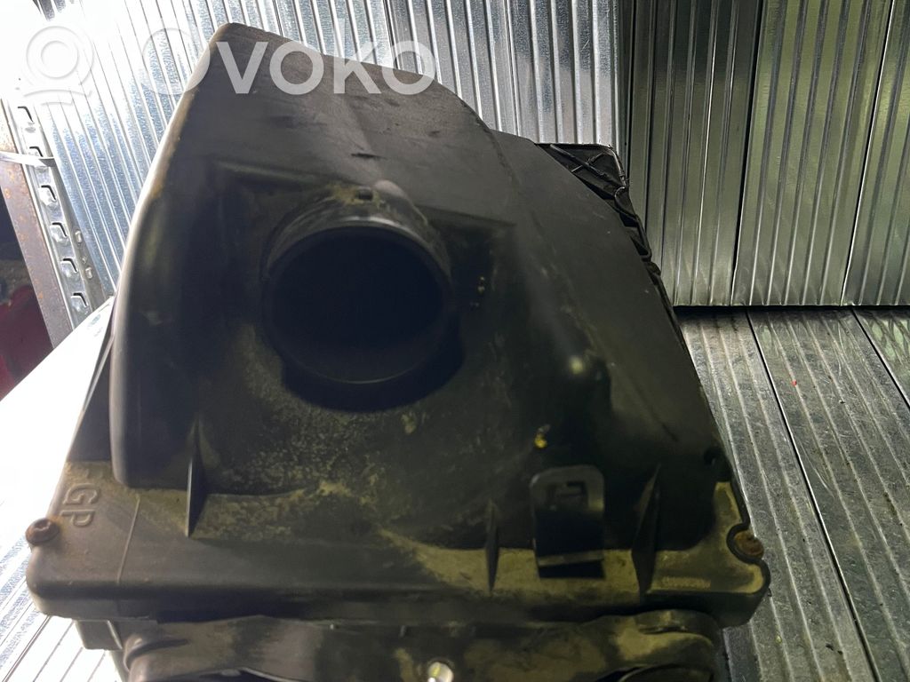 Opel Astra H Ilmansuodattimen kotelo 
