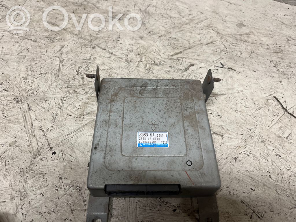 Mazda 323 F Engine control unit/module 
